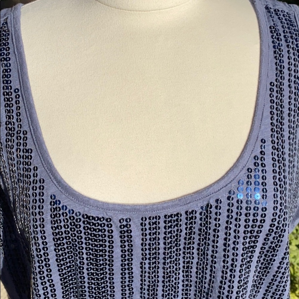 Blue tank top - Picture 2 of 5